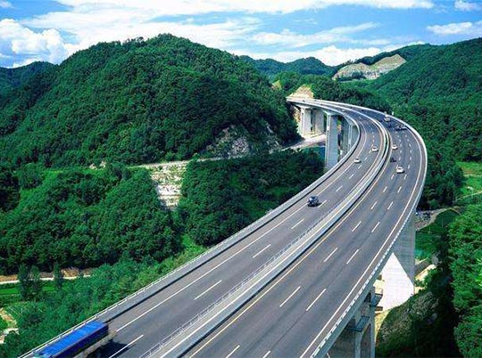 砂石利好 | 2022年3省新改建公路近2.5萬(wàn)里，機(jī)制砂生產(chǎn)要注意這2點(diǎn) 